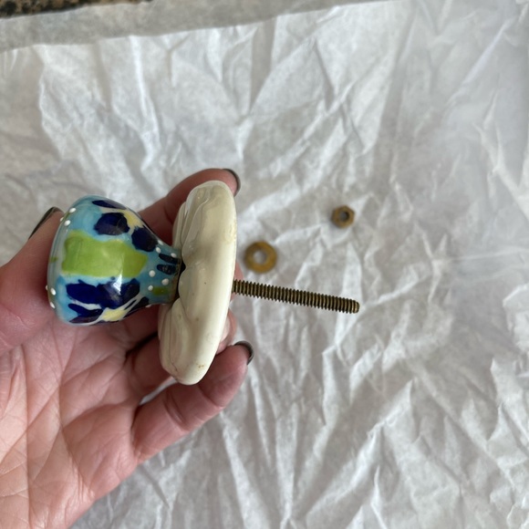 Anthropolgie cabinet knobs - Picture 6 of 8